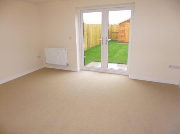 3 bed Town House to rent Image 3