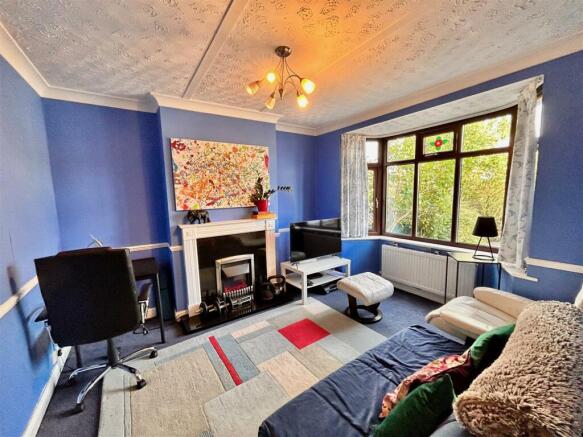 SITTING ROOM