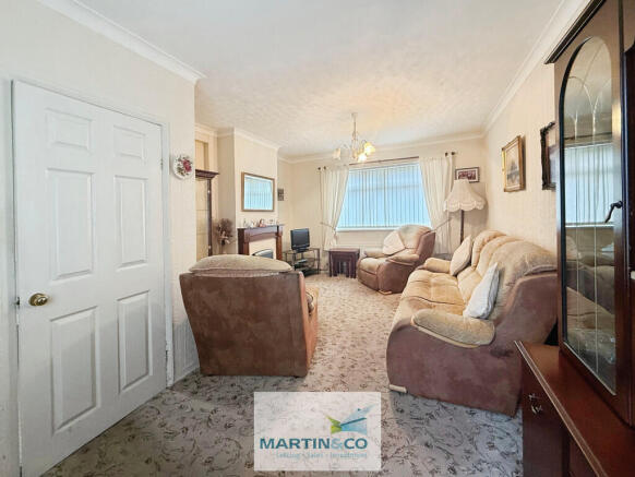 520e33a7--43E0-90...