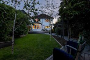 28, Vernon Road, Leigh-on-sea SS9 2NG