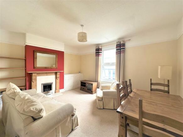 Lounge Dining room (