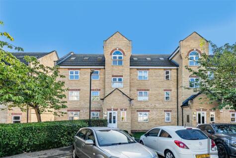Kirkland Drive, Enfield