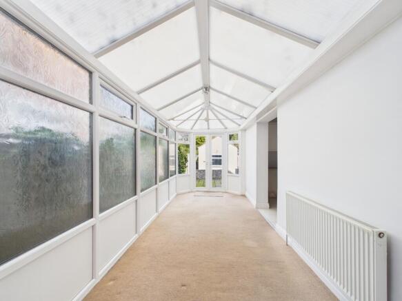 3 bed Terraced for sale Image 8
