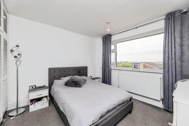 3 bed Semi-Detached for sale Image 5