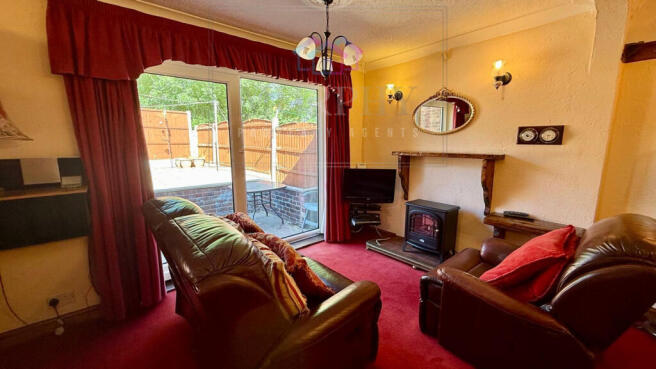 3 bed Semi-Detached for sale Image 7