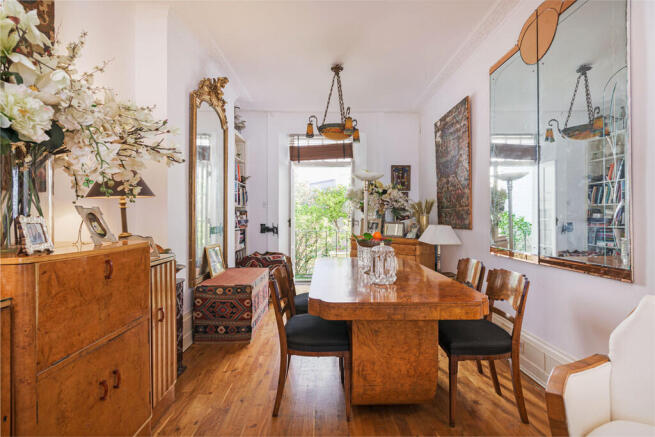 38 Montpelier St ...