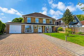 216, Fairview Avenue, Wigmore, Gillingham ME8 0PX