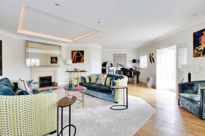 Sitting Room 2.jpg