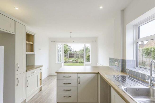 Kitchen/dining...