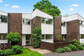 6, The Links, Walton-on-thames KT12 1HD