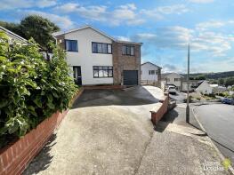 16, Hilltop Crescent, Pontypridd CF37 4AD