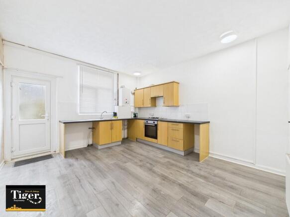 CAM02176G0-PR0790...