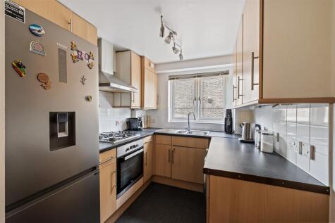 8 Warminster Road, South Norwood