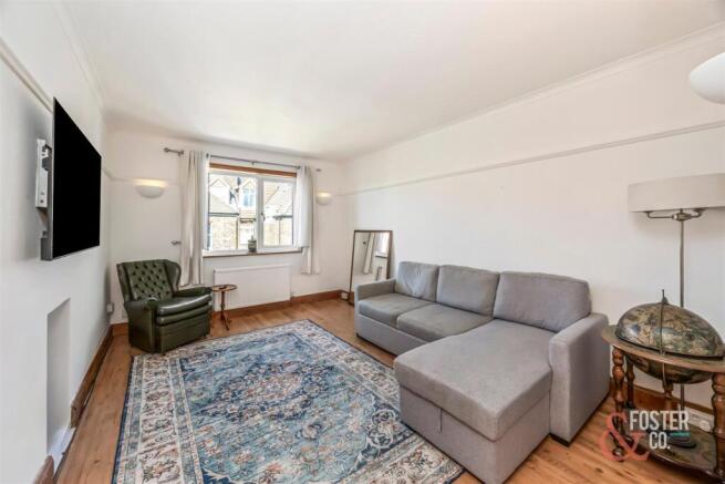 Montefiore Road, 32 First Floor Flat-004.JPG