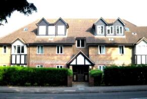 Flat 10, Everett Court, Watling Street, Radlett WD7 7NG