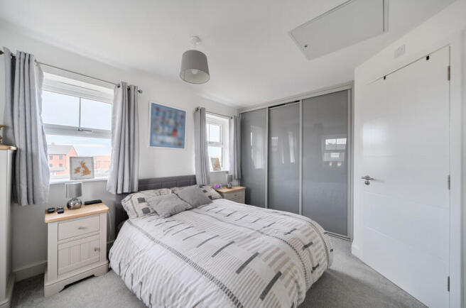 2 bed House for sale Image 9