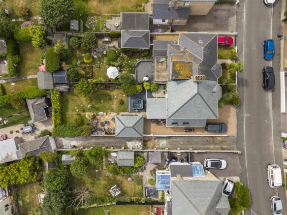 16-Carminow-Way_aerials-03.jpg