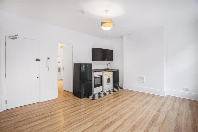 Kitchen/Reception