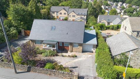 22 Heys Road, Thongsbridge