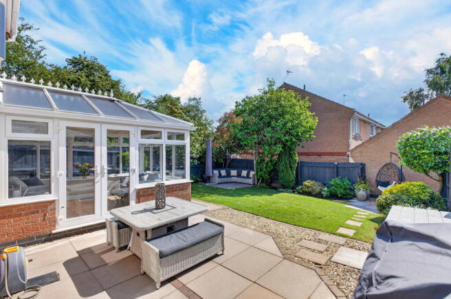 Springhill Gardens, Market Harborough, Leicestershire, LE16 9FD photo 4