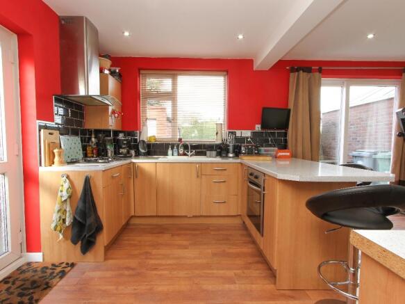 Kitchen/Dining Room