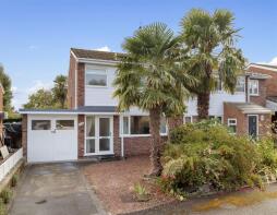 28, Meadway, Malvern WR14 1SB