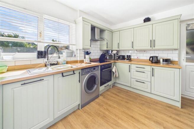 3 bed Semi-Detached for sale Image 7