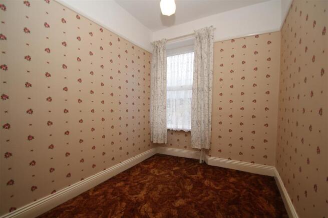 bedroom 3.JPG