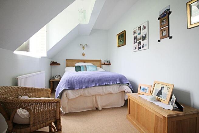 Bedroom 2 (Double)