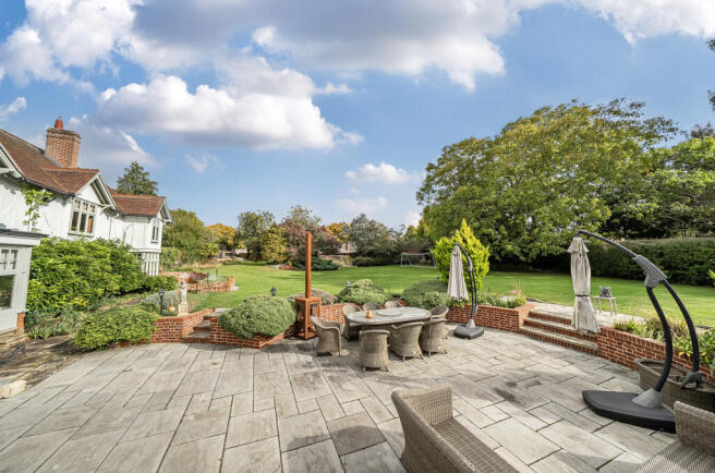 1364304-38-68e933...