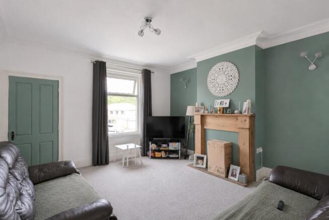 Rayner Ewemove Brighouse