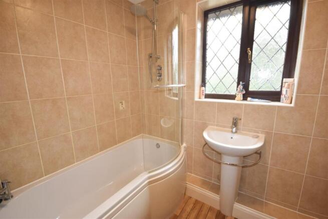 Photo 11