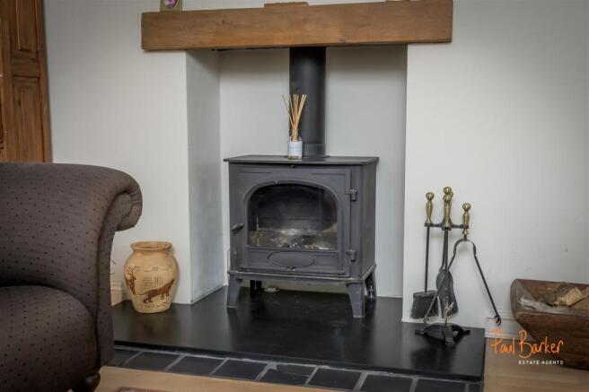 220511 - 12 St Barts Close - 06 [WM].jpg