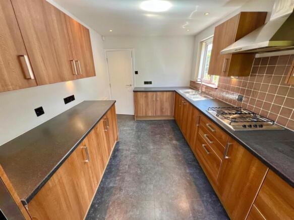 3 bed Semi-Detached Bungalow for sale Image 5