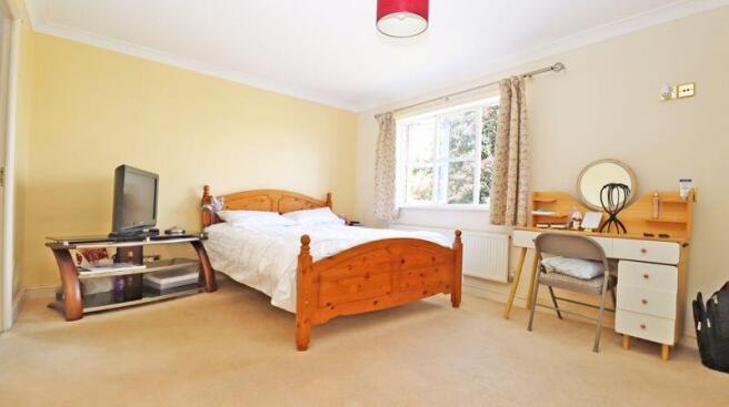 MAIN BEDROOM