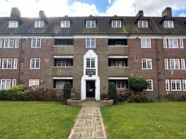 Flat 21, Lyttelton Court, Lyttelton Road, Hampstead Garden Suburb, London N2 0EB