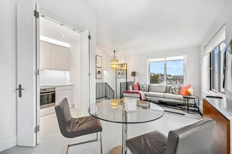 Pont Street,
Knightsbridge, SW1X