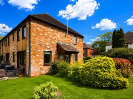 1, Strensham Court Mews, Russell Drive, Worcester WR8 9LR