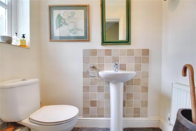 Gf Cloakroom