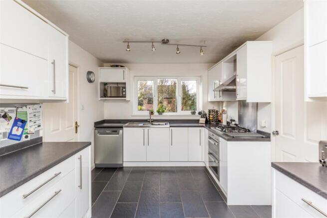 46 Elterwater Drive, Gamston, Nottinghamshire, NG2