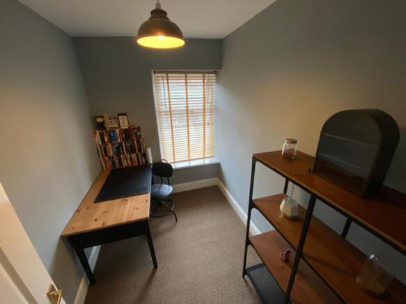 Photo 12