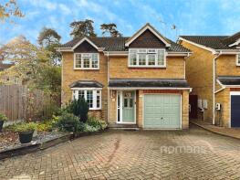 3, Peggotty Place, Owlsmoor, Sandhurst GU47 0GY