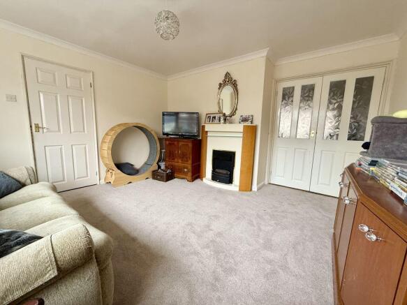 Whitemere Road, Mount Pleasant, Shrewsbury photo 3