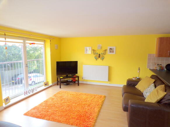 Photo 3