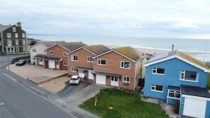 123, Plas Edwards, Tywyn LL36 0DA