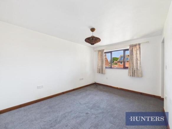 3 bed Semi-Detached for sale Image 9