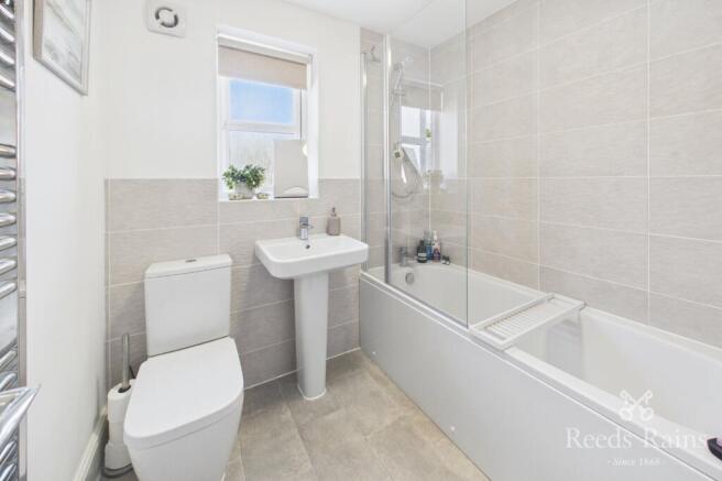 3 bed Detached for sale Image 8