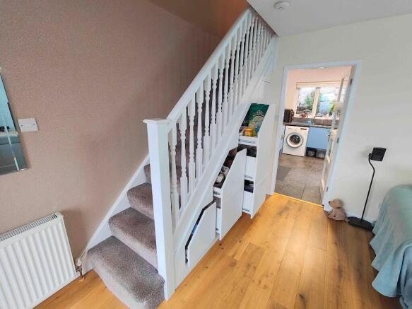 3 bed Semi-Detached for sale Image 8