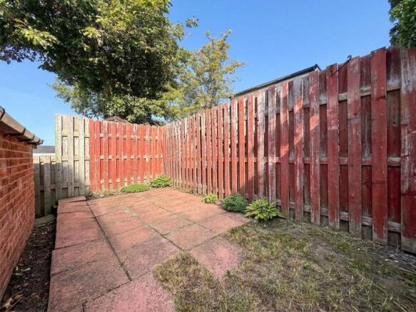 2 bed Semi-Detached Bungalow for sale Image 12