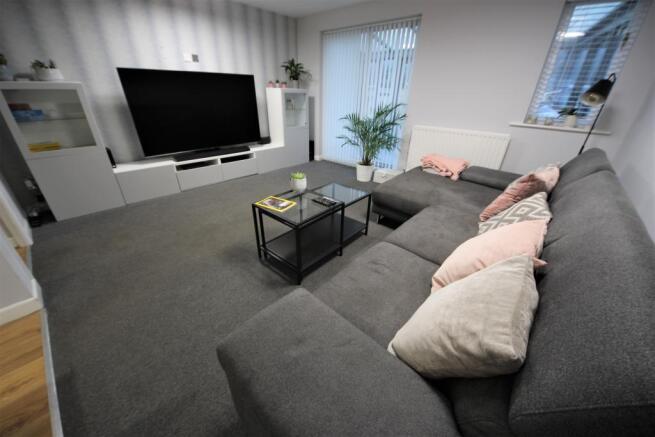 Lounge 2
